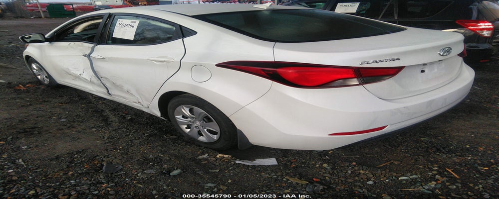 5NPDH4AE8GH713303 2016 HYUNDAI ELANTRA photo no. 3