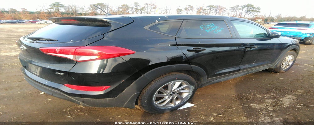 KM8J2CA42JU819955 2018 HYUNDAI TUCSON photo no. 4