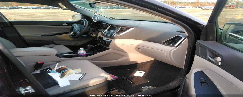 KM8J2CA42JU819955 2018 HYUNDAI TUCSON photo no. 5