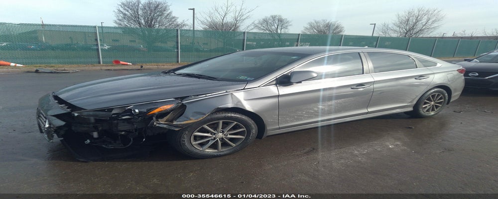 5NPE24AF4JH688552 2018 HYUNDAI SONATA photo no. 2