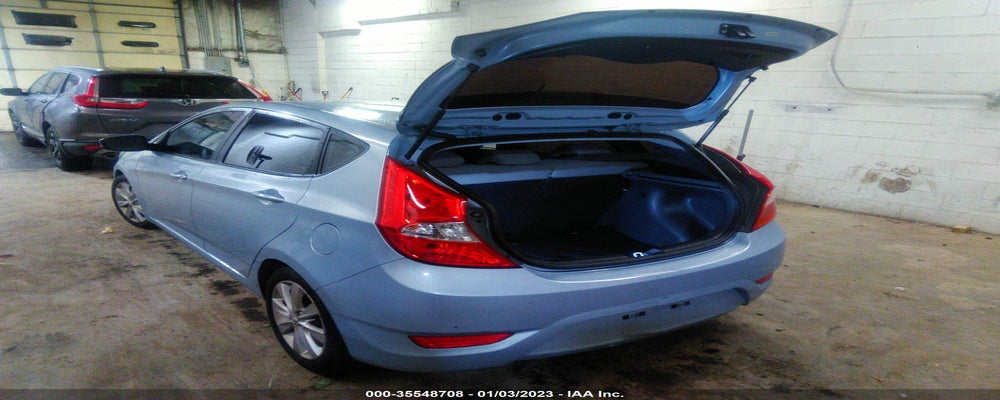 KMHCU5AEXDU085805 2013 HYUNDAI ACCENT photo no. 3