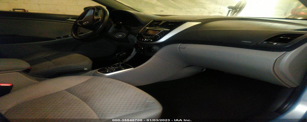 KMHCU5AEXDU085805 2013 HYUNDAI ACCENT photo no. 5