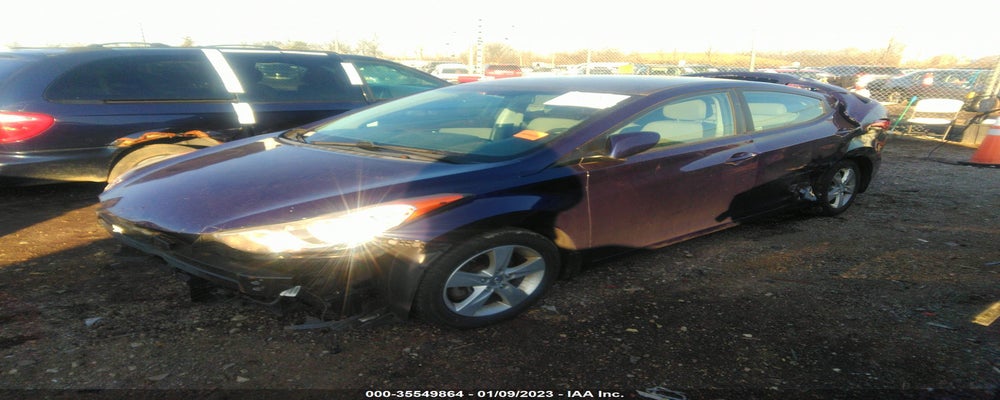 5NPDH4AE0DH400631 2013 HYUNDAI ELANTRA photo no. 2