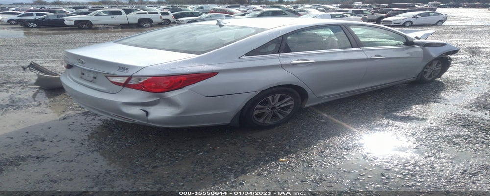 5NPEB4AC4BH120518 2011 HYUNDAI SONATA photo no. 4