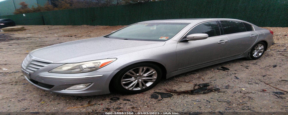 KMHGC4DD6CU168728 2012 HYUNDAI GENESIS photo no. 2