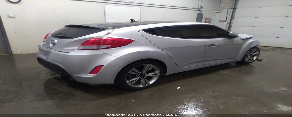 KMHTC6AD7CU069768 2012 HYUNDAI VELOSTER photo no. 4