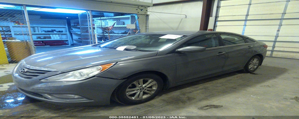 5NPEB4AC4DH696452 2013 HYUNDAI SONATA photo no. 2