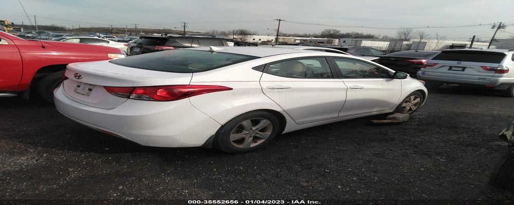 5NPDH4AE3DH168428 2013 HYUNDAI ELANTRA photo no. 4