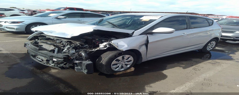 KMHCT5AE3HU336057 2017 HYUNDAI ACCENT photo no. 2