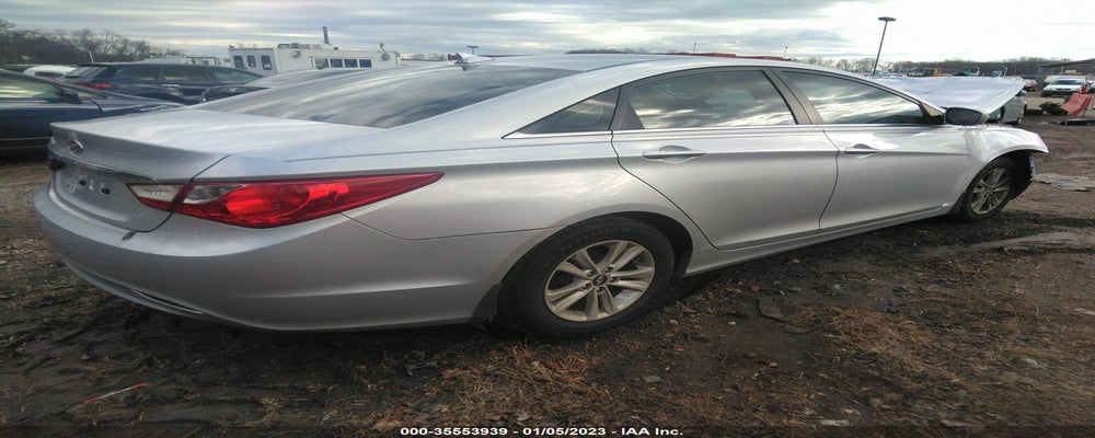 5NPEB4AC5CH500260 2012 HYUNDAI SONATA photo no. 4