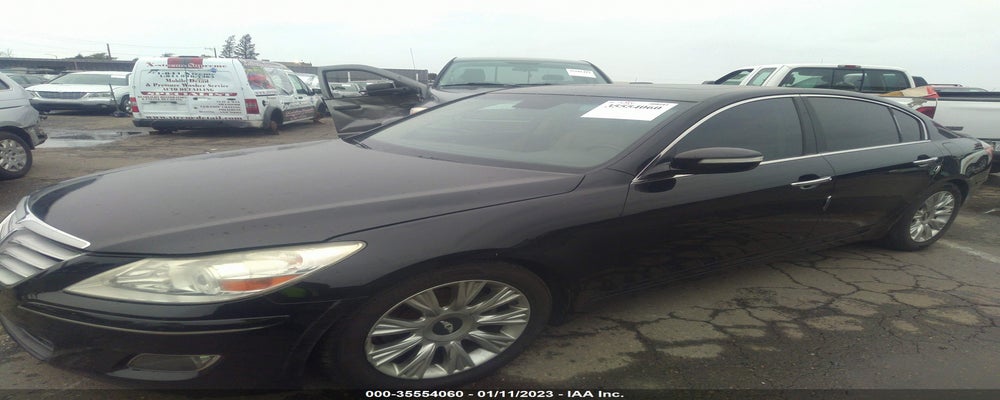 KMHGC4DE7BU145255 2011 HYUNDAI GENESIS photo no. 2