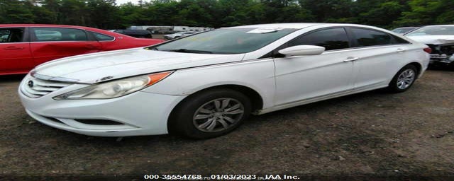 5NPEB4AC3BH153199 2011 HYUNDAI SONATA photo no. 2