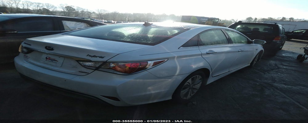KMHEC4A45FA132840 2015 HYUNDAI SONATA HYBRID photo no. 4