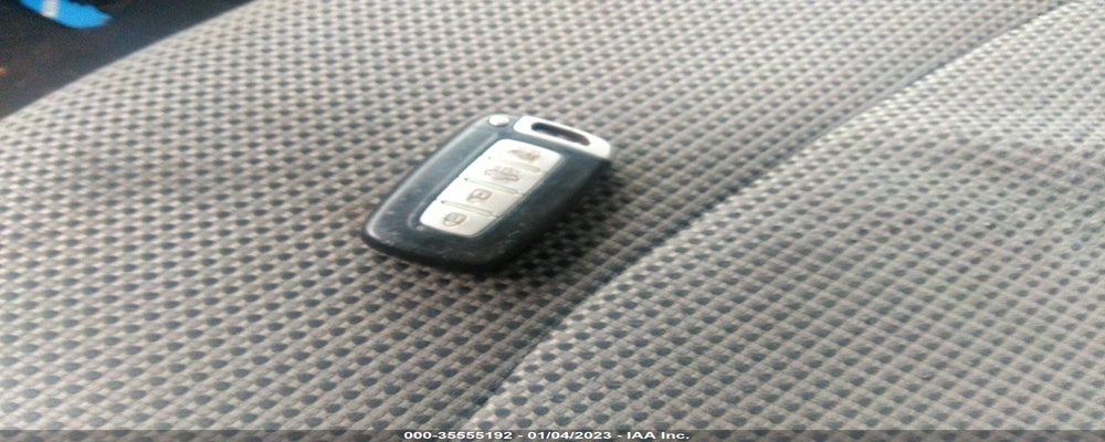 5NPEC4AC8BH275666 2011 HYUNDAI SONATA photo no. 11