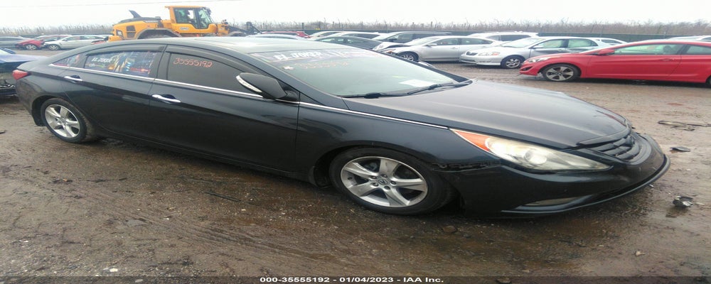 5NPEC4AC8BH275666 2011 HYUNDAI SONATA photo no. 13