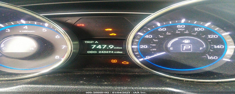 5NPEC4AC8BH275666 2011 HYUNDAI SONATA photo no. 7