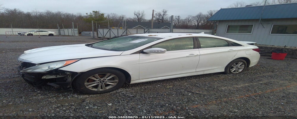 5NPEB4AC7EH862772 2014 HYUNDAI SONATA photo no. 2