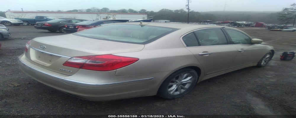 KMHGC4DD4CU191585 2012 HYUNDAI GENESIS photo no. 4