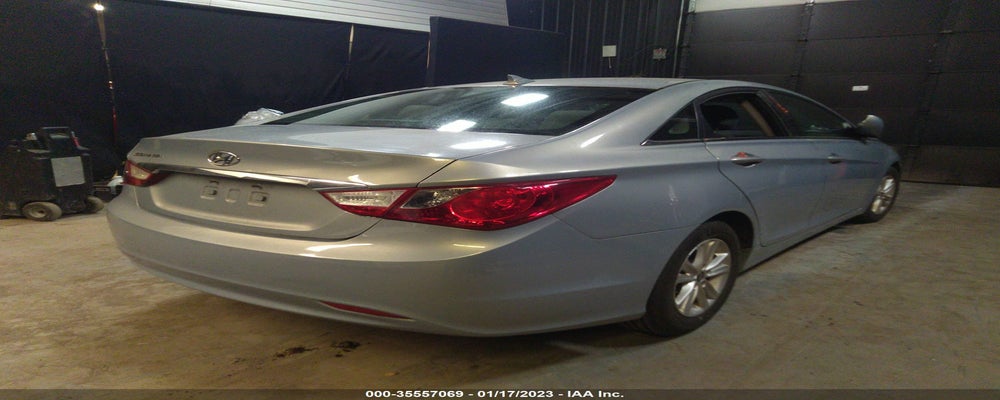 5NPEB4AC1DH600082 2013 HYUNDAI SONATA photo no. 4