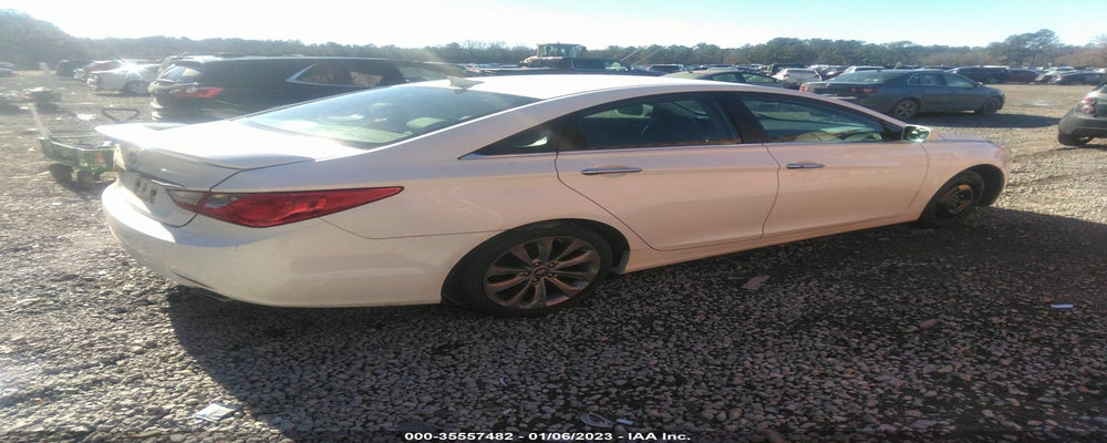 5NPEC4AC9BH271691 2011 HYUNDAI SONATA photo no. 4