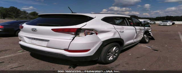KM8J33A47HU410633 2017 HYUNDAI TUCSON photo no. 4