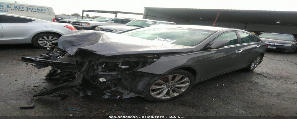 5NPEC4AC5BH181714 2011 HYUNDAI SONATA photo no. 2