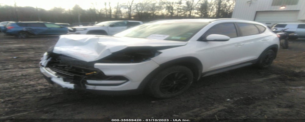 KM8J3CA42JU673781 2018 HYUNDAI TUCSON photo no. 2