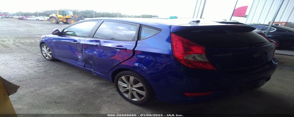KMHCU5AEXDU075517 2013 HYUNDAI ACCENT photo no. 3