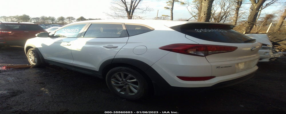 KM8J2CA43JU679494 2018 HYUNDAI TUCSON photo no. 3