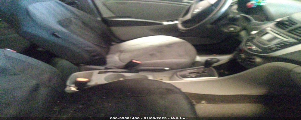 KMHCT4AE8GU966942 2016 HYUNDAI ACCENT photo no. 5