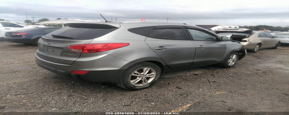 KM8JU3AC6AU114805 2010 HYUNDAI TUCSON photo no. 4