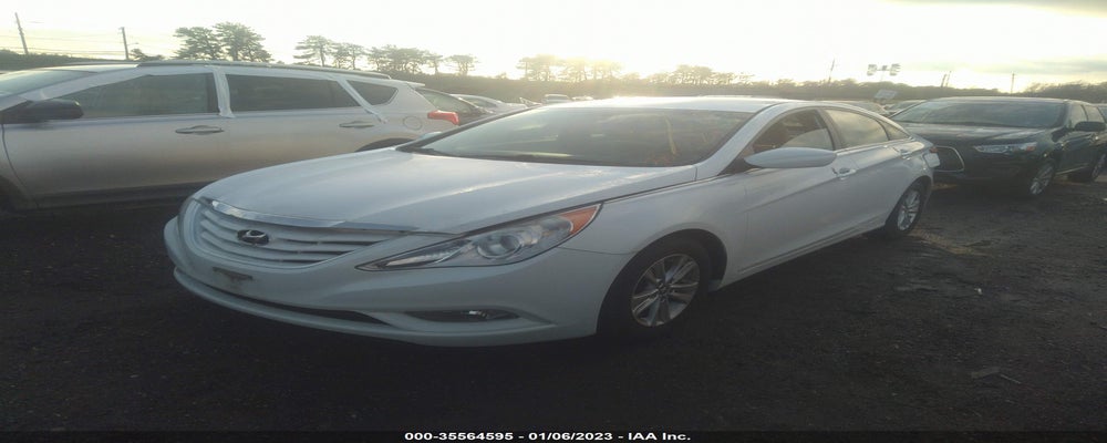 5NPEB4AC1DH763413 2013 HYUNDAI SONATA photo no. 2