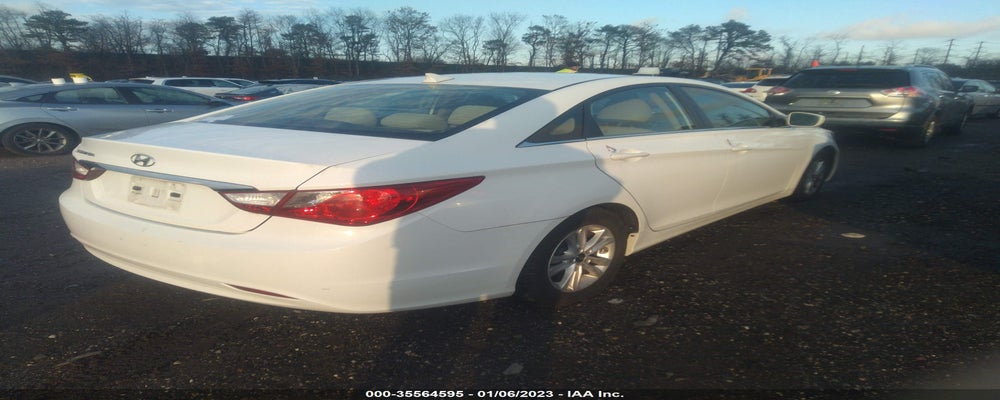 5NPEB4AC1DH763413 2013 HYUNDAI SONATA photo no. 4
