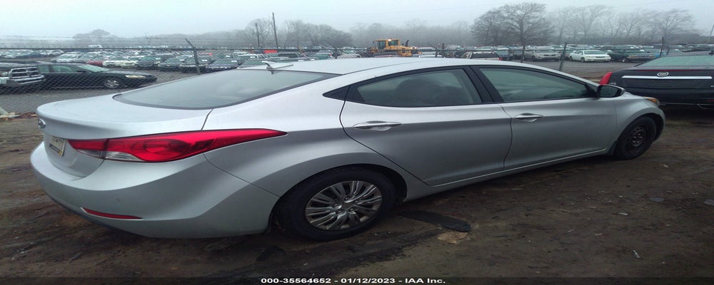 5NPDH4AE4GH665900 2016 HYUNDAI ELANTRA photo no. 4