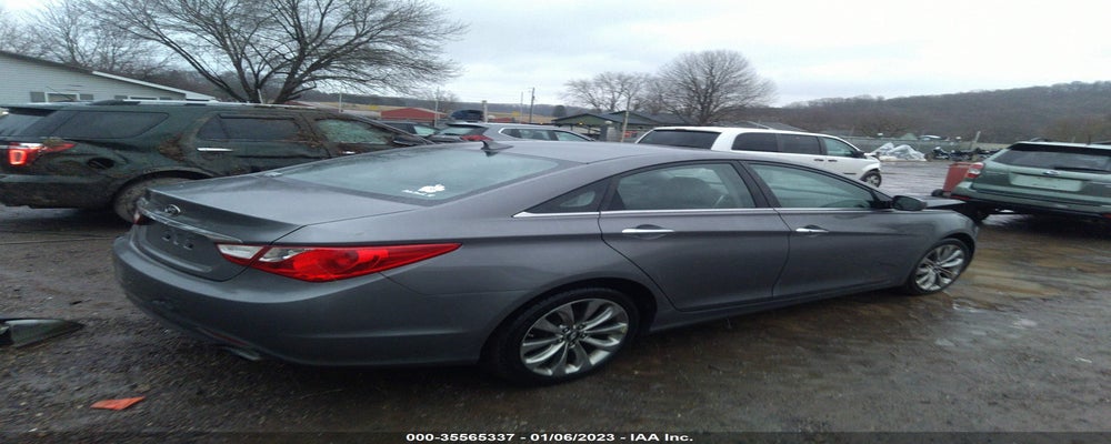 5NPEC4AC8BH099041 2011 HYUNDAI SONATA photo no. 4