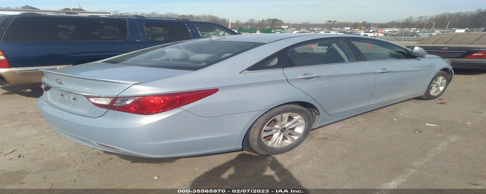5NPEB4AC3DH579607 2013 HYUNDAI SONATA photo no. 4