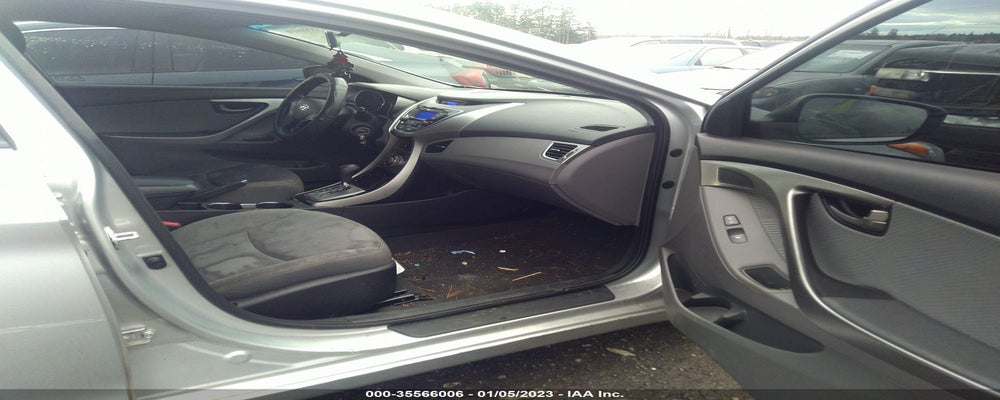 5NPDH4AEXDH386656 2013 HYUNDAI ELANTRA photo no. 5