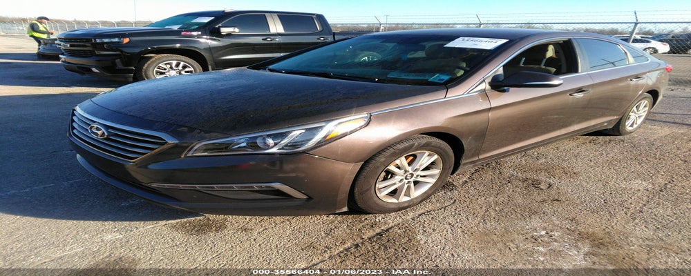 5NPE24AA4GH423370 2016 HYUNDAI SONATA photo no. 2