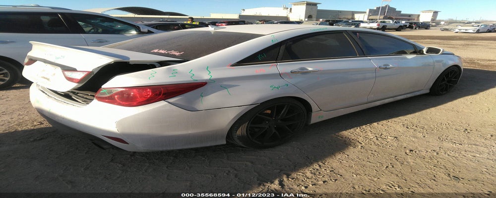 5NPEC4AB5EH885911 2014 HYUNDAI SONATA photo no. 4