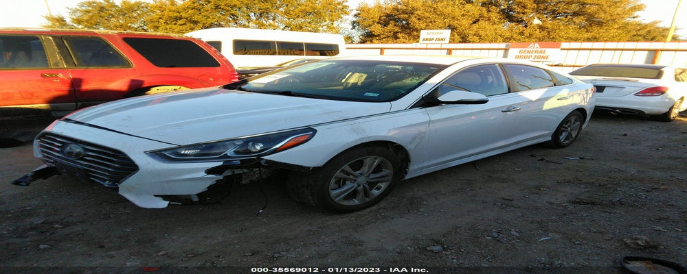 5NPE34AF0JH620956 2018 HYUNDAI SONATA photo no. 2