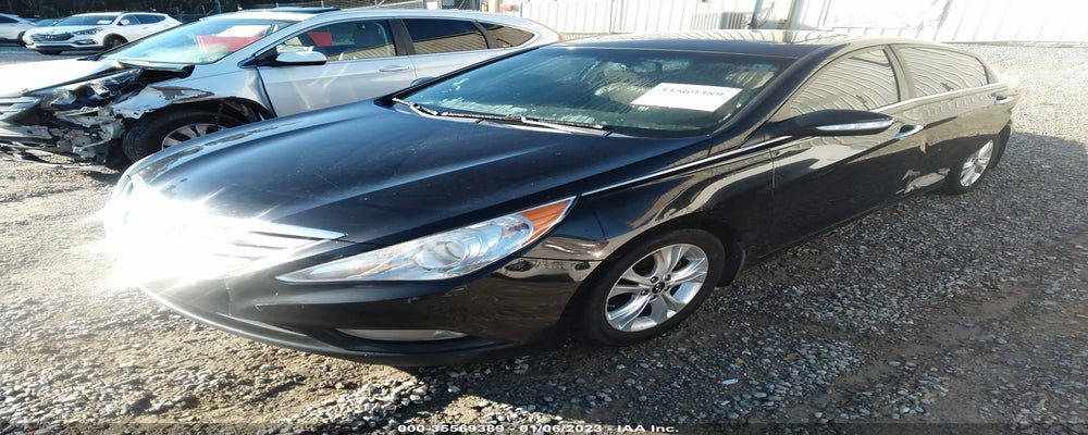 5NPEC4AC5BH164301 2011 HYUNDAI SONATA photo no. 2