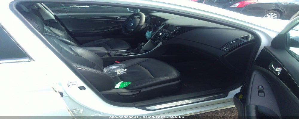 5NPEC4AC2BH233994 2011 HYUNDAI SONATA photo no. 5