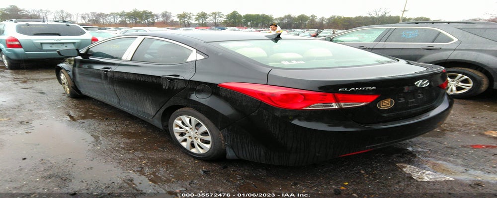 5NPDH4AE1CH137435 2012 HYUNDAI ELANTRA photo no. 3