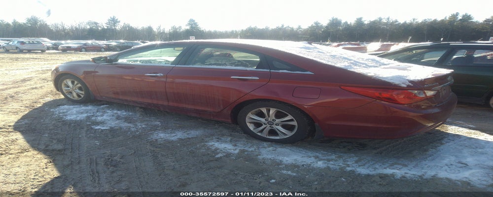 5NPEC4AC8BH126223 2011 HYUNDAI SONATA photo no. 3