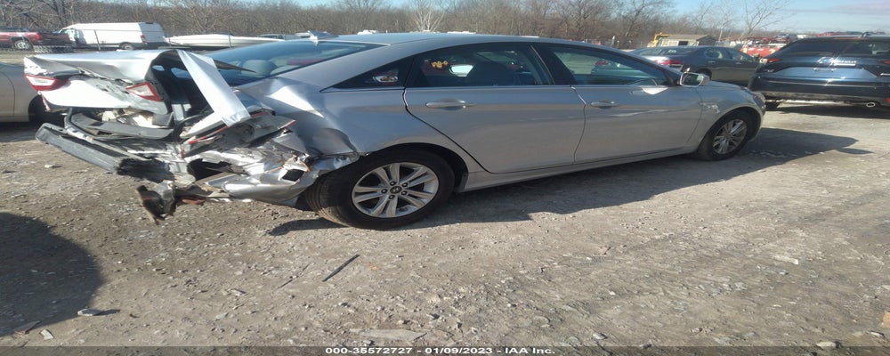 5NPEB4AC5BH203911 2011 HYUNDAI SONATA photo no. 4