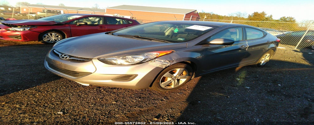 KMHDH4AE1BU095087 2011 HYUNDAI ELANTRA photo no. 2