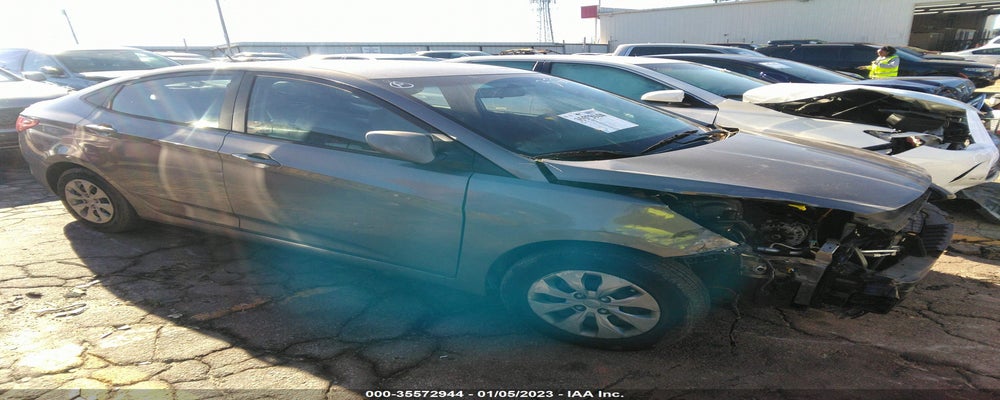 KMHCT4AE2HU373756 2017 HYUNDAI ACCENT photo no. 4