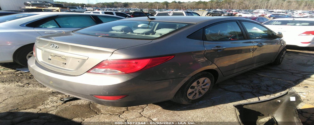 KMHCT4AE2HU373756 2017 HYUNDAI ACCENT photo no. 4