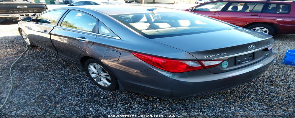 5NPEC4AC4BH108074 2011 HYUNDAI SONATA photo no. 3