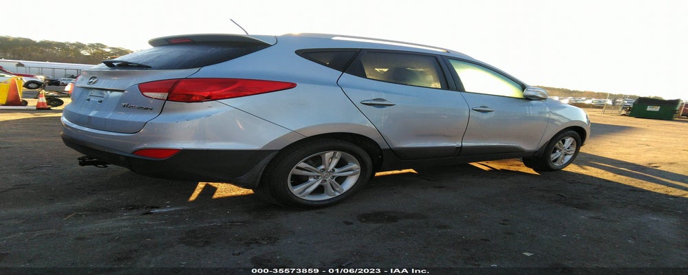 KM8JU3AC5Du636880 2013 HYUNDAI TUCSON photo no. 4